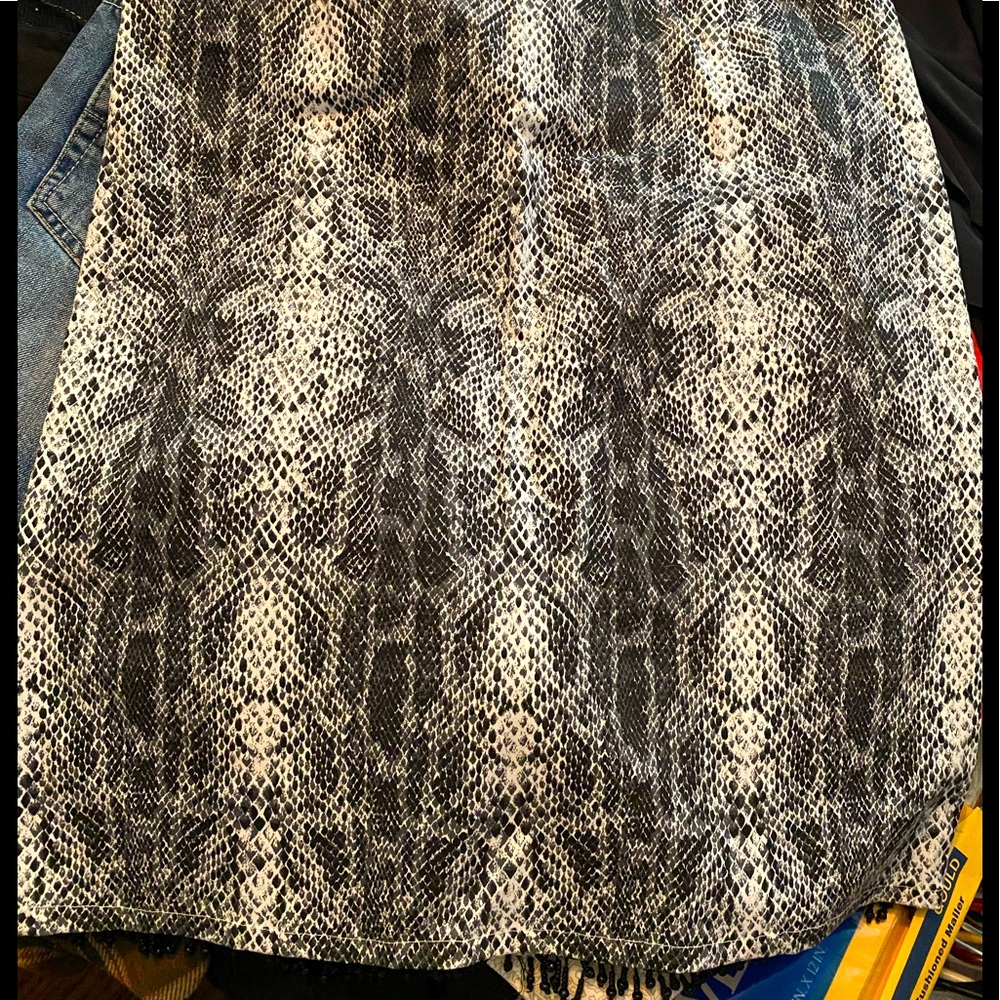 Fun snake pattern pencil skirt.